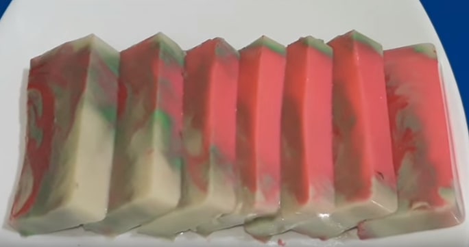 usaha makanan unik dan kreatif