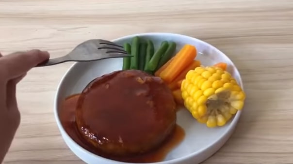 usaha makanan unik dan kreatif