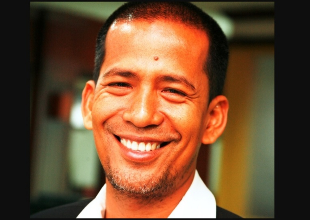 Mengenal Sosok Saldi Isra Hakim Mk Dengan Kekayaan Rp 6 M Dan Cuma Punya Satu Mobil<script async src=