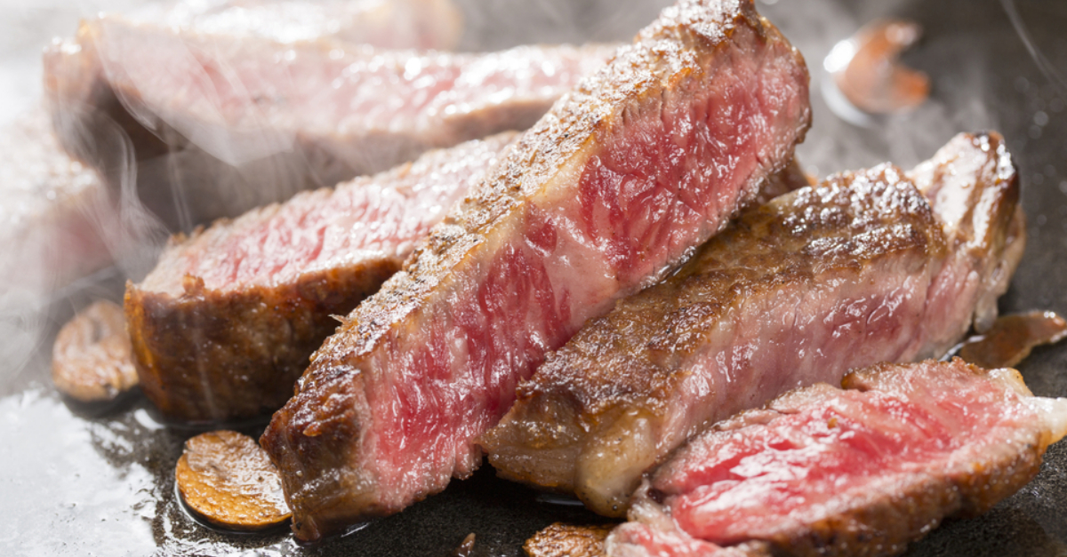 Per Kilonya Tembus Rp 800 Ribuan Kenapa Daging Wagyu Bisa Mahal Banget<script async src=
