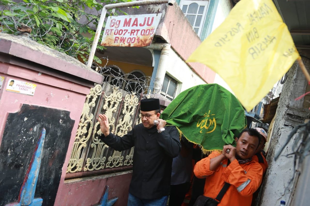 Gaji gubernur