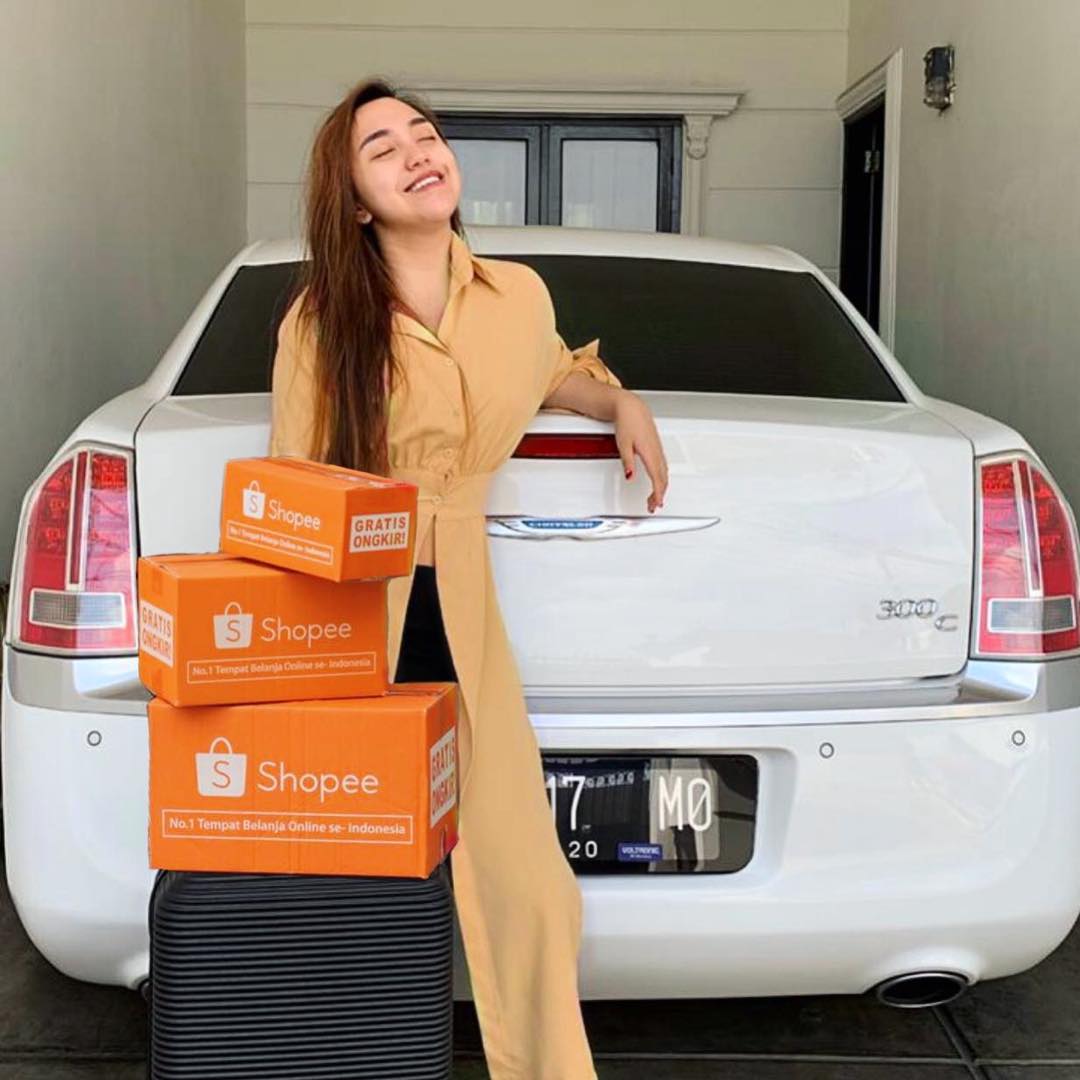 Mobil Mewah Raffi Ahmad