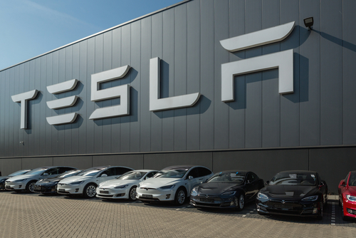 mobil tesla