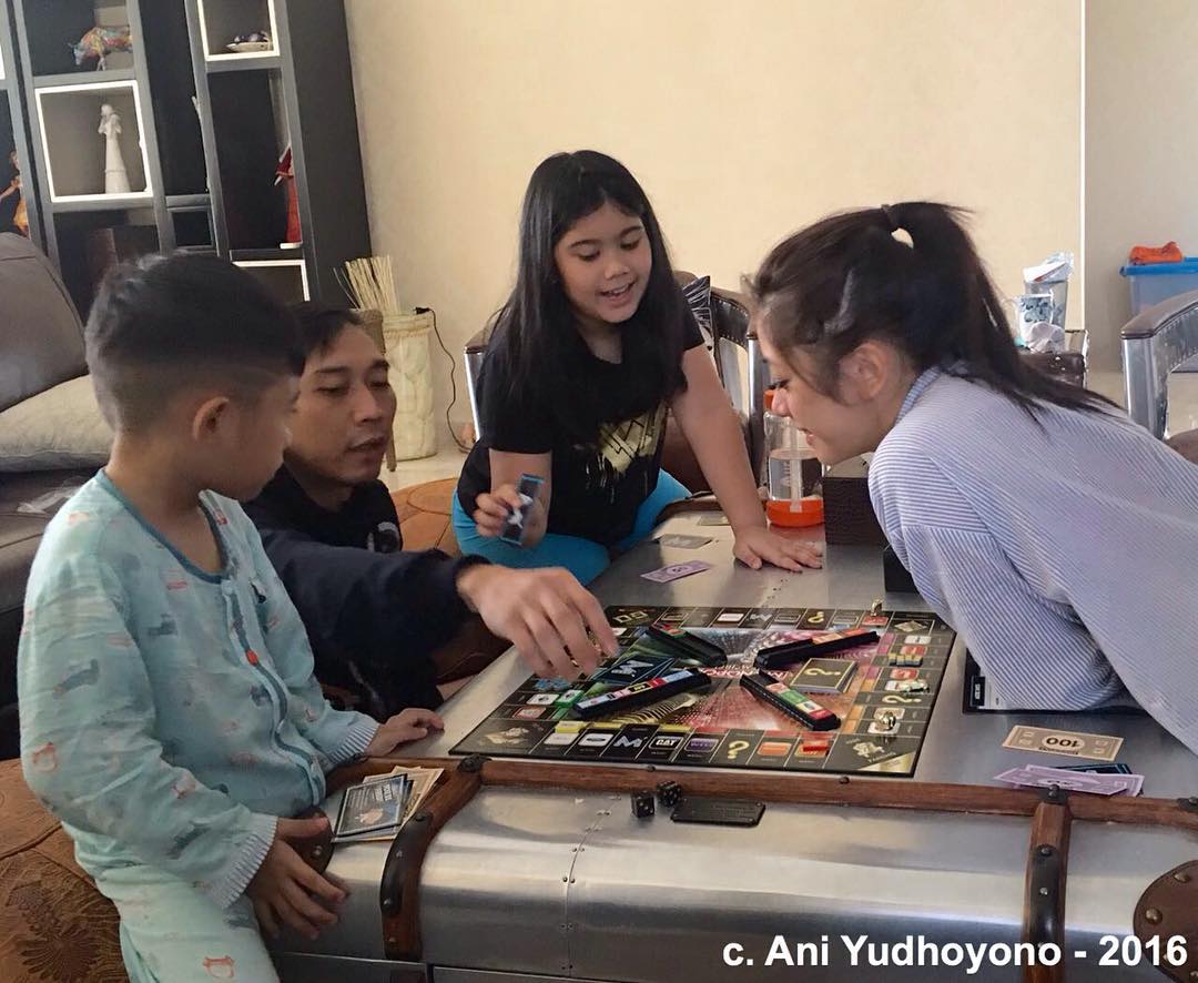 Intip Nyamannya Rumah Rumah Keluarga Sby Lewat Jepretan Ibu Ani Yudhoyono<script async src=