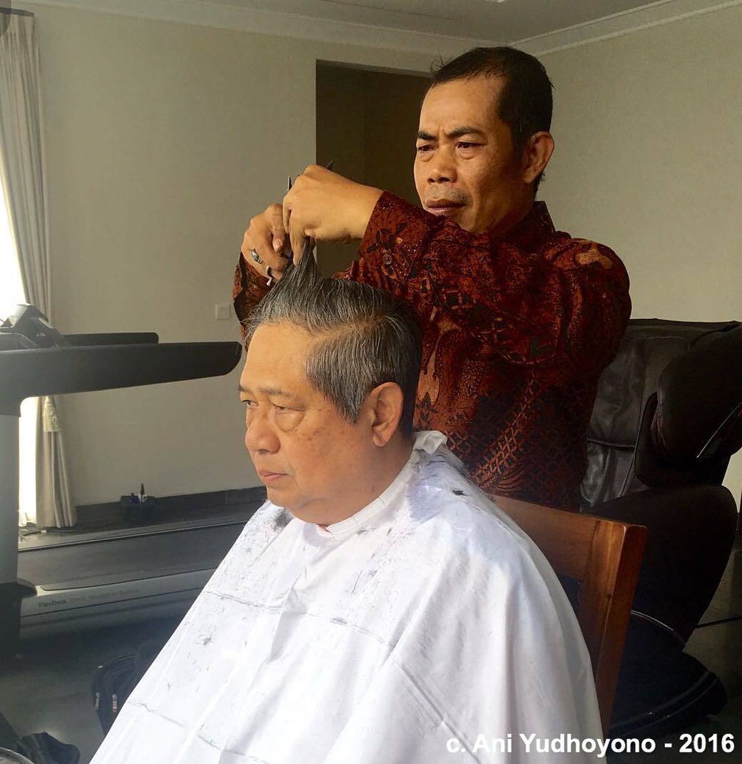 Intip Nyamannya Rumah Rumah Keluarga Sby Lewat Jepretan Ibu Ani Yudhoyono<script async src=