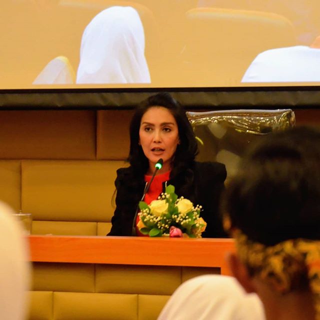 rieke diah pitaloka