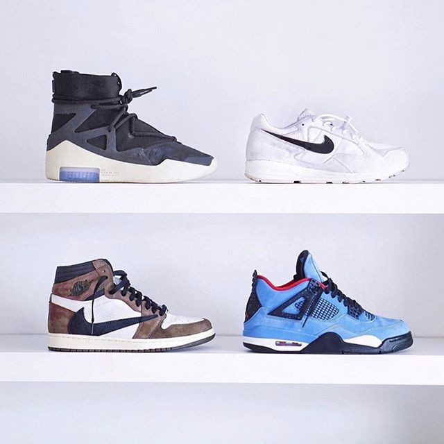 Sepatu Sneakers