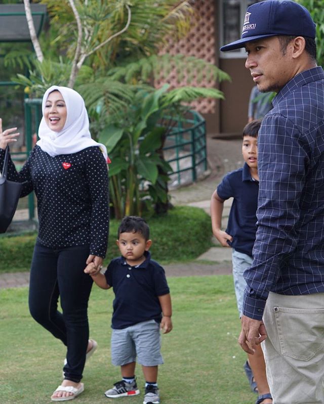 rumah artis