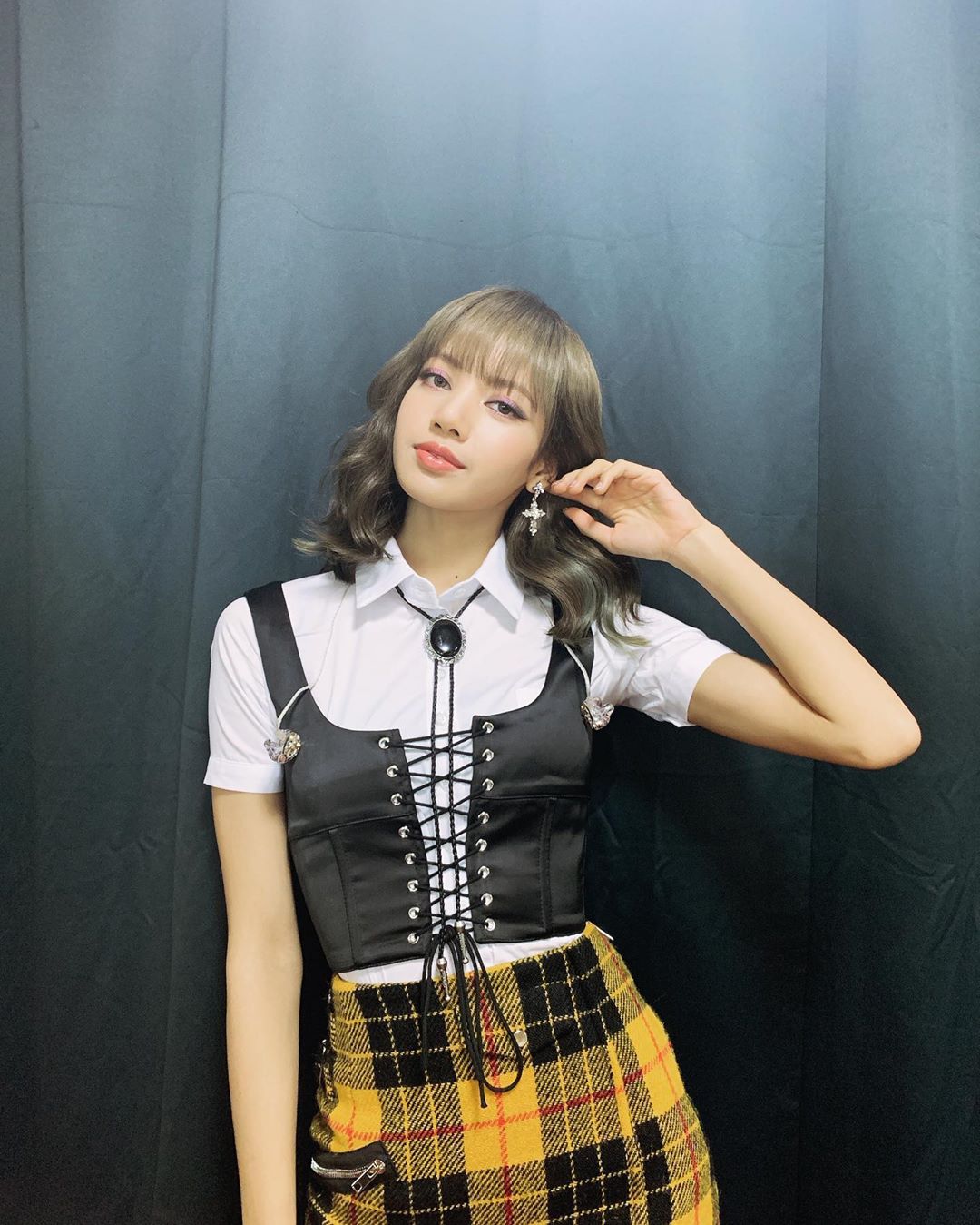 lisa blackpink