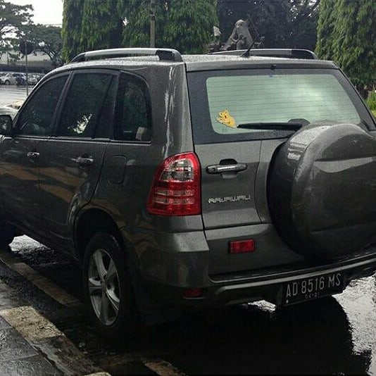 mobil esemka