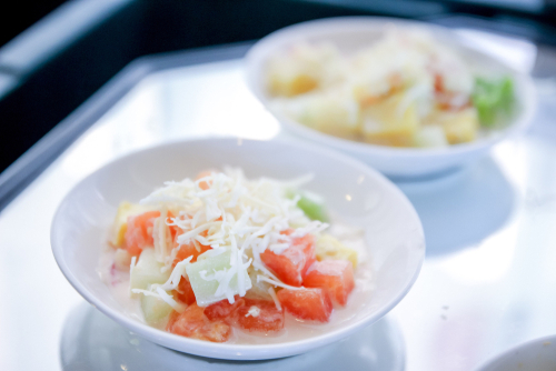 cara membuat salad buah