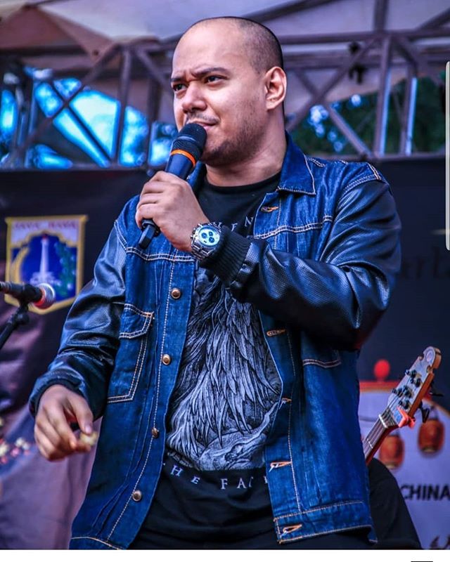 Husein Idol