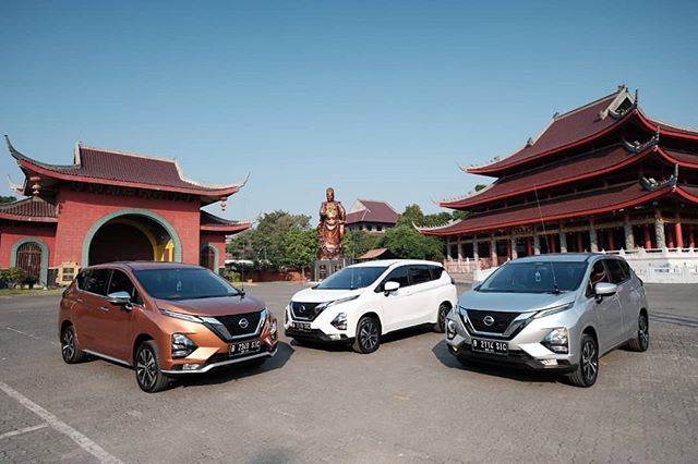 mobil keluarga
