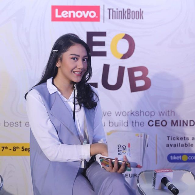 putri tanjung