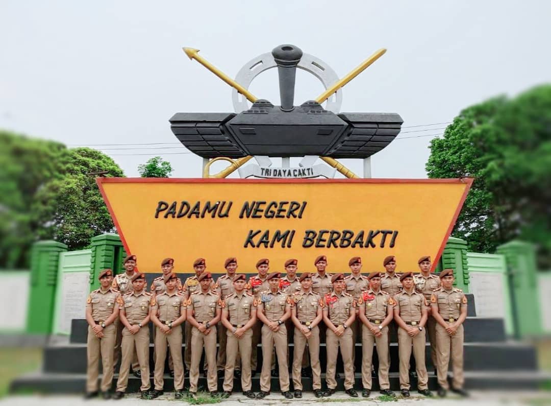 akmil