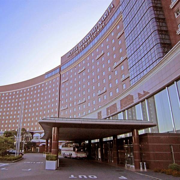 hotel berhantu