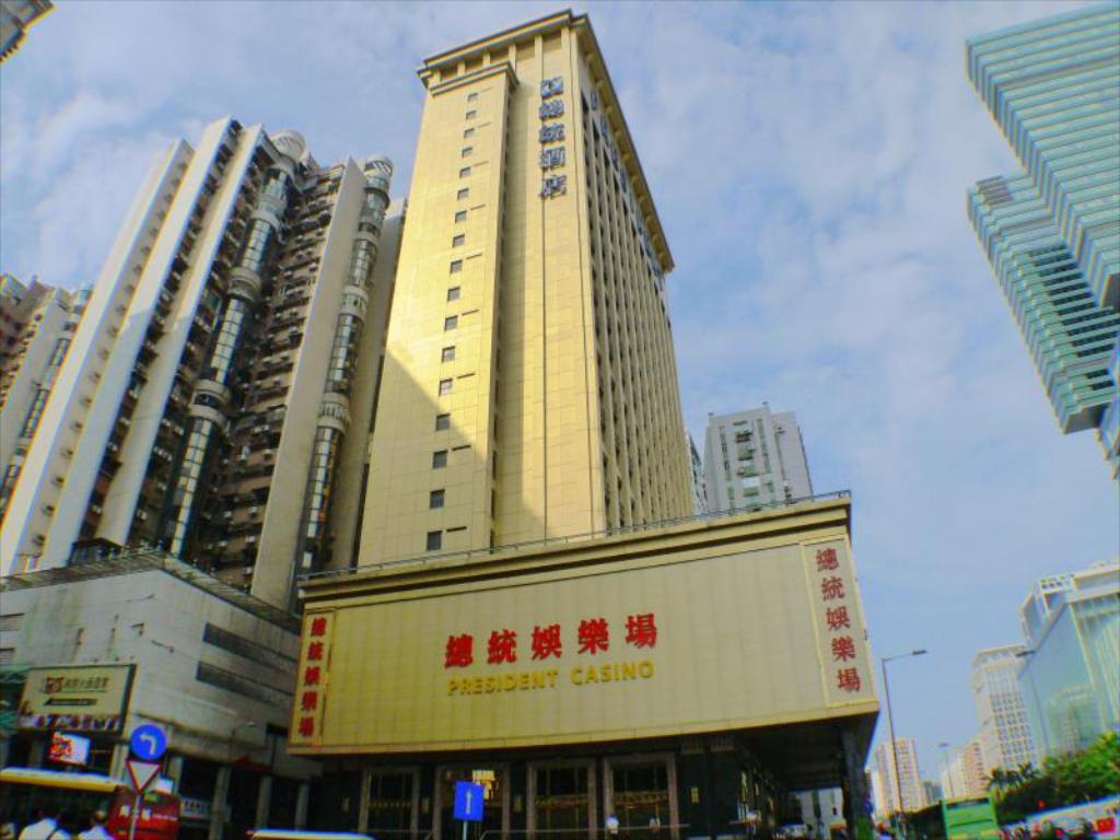 hotel berhantu