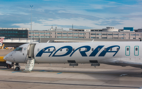 maskapai penerbangan adria airways