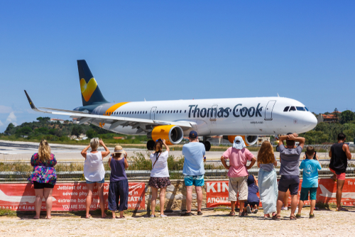 maskapai penerbangan thomas cook