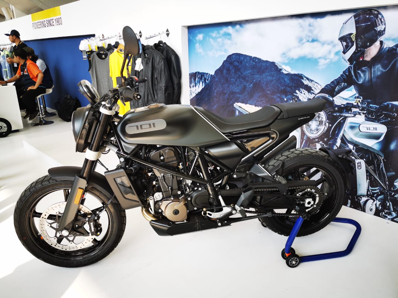 Husqvarna Svartpilen 701