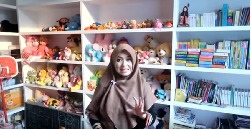 Oki Setiana Dewi