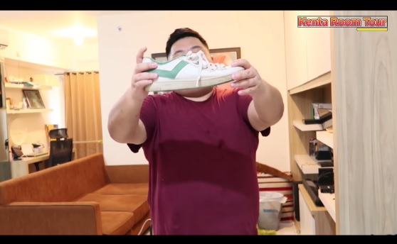 Koleksi sneakers