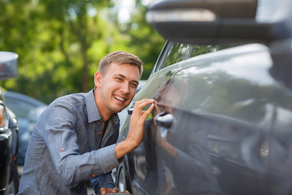 Membeli Mobil Bekas